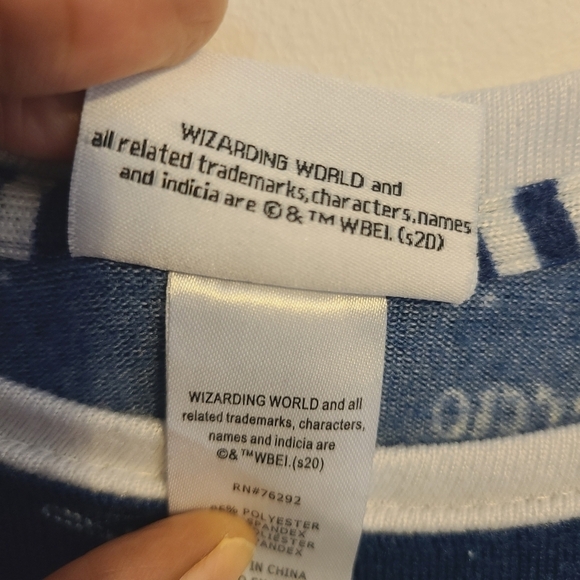 Wizarding World | Women's Harry Potter Sleepwear Pajama Top (Size Large) - Picture 5 of 11